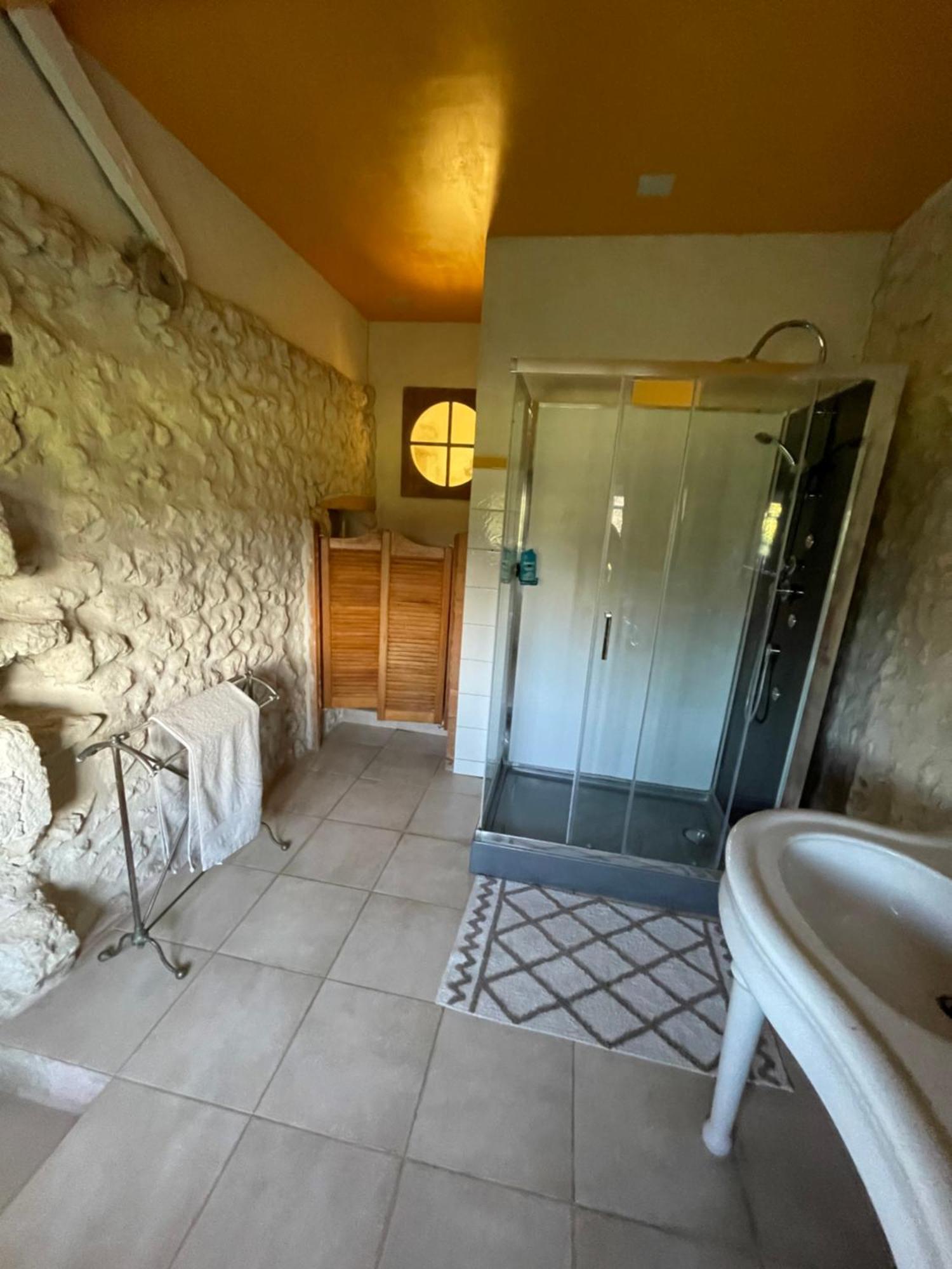 Chez Magitte Une Chambre A Louer Bardenac Luaran gambar